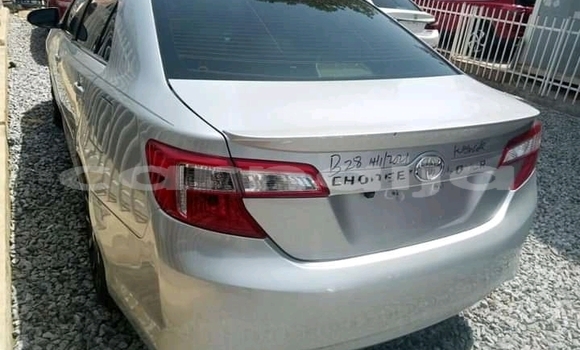 Acheter Import Voiture Toyota Camry Gris à Ipokia, État d'Ogun Acheter Import Voiture Toyota Camry Gris à Ipokia, État d'Ogun