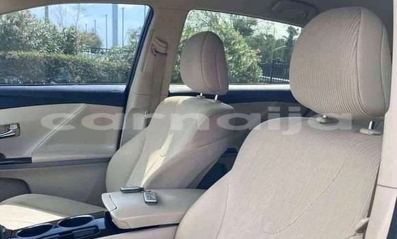 Acheter Import Voiture Toyota Venza Blanc à Ipokia, État d'Ogun Acheter Import Voiture Toyota Venza Blanc à Ipokia, État d'Ogun