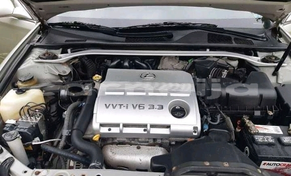 Buy Import Lexus ES Silver Car in Ipokia in Ogun State Buy Import Lexus ES Silver Car in Ipokia in Ogun State