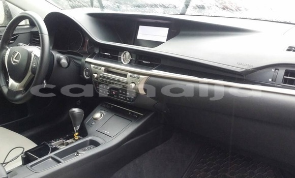 Acheter Occasion Voiture Lexus ES Gris à Lagos, État de Lagos Acheter Occasion Voiture Lexus ES Gris à Lagos, État de Lagos