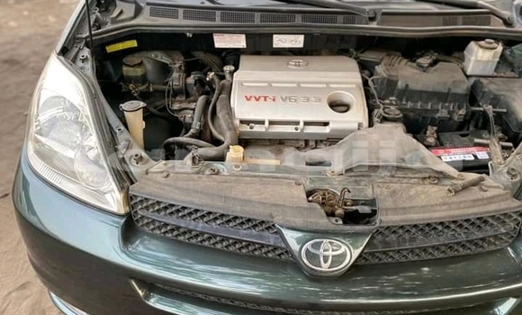 Acheter Occasion Voiture Toyota Sienna Vert à Lagos, État de Lagos Acheter Occasion Voiture Toyota Sienna Vert à Lagos, État de Lagos