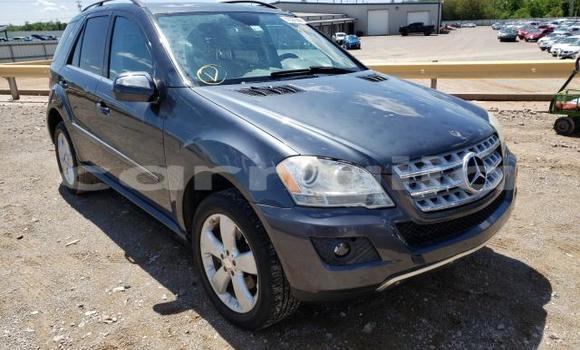 Acheter Import Voiture Mercedes-Benz ML–Class Noir à Lagos, État de Lagos Acheter Import Voiture Mercedes-Benz ML–Class Noir à Lagos, État de Lagos