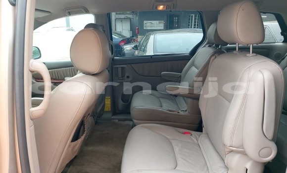 Acheter Occasion Voiture Toyota Sienna Marron à Lagos, État de Lagos Acheter Occasion Voiture Toyota Sienna Marron à Lagos, État de Lagos
