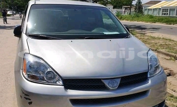 Acheter Neuf Voiture Toyota Sienna Gris à Lagos, État de Lagos Acheter Neuf Voiture Toyota Sienna Gris à Lagos, État de Lagos