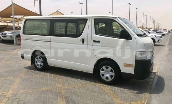 Acheter Neuf Voiture Toyota Hiace Blanc à Lagos, État de Lagos Acheter Neuf Voiture Toyota Hiace Blanc à Lagos, État de Lagos