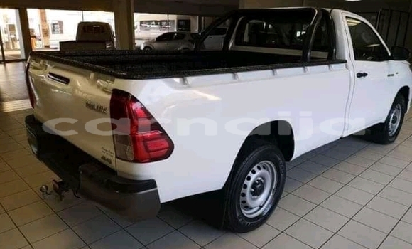 Acheter Neuf Voiture Toyota Hilux Blanc à Lagos, État de Lagos Acheter Neuf Voiture Toyota Hilux Blanc à Lagos, État de Lagos