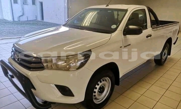 Acheter Neuf Voiture Toyota Hilux Blanc à Lagos, État de Lagos Acheter Neuf Voiture Toyota Hilux Blanc à Lagos, État de Lagos