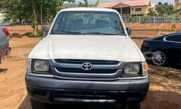 Acheter Occasion Voiture Toyota Hilux Blanc à Lagos, État de Lagos Acheter Occasion Voiture Toyota Hilux Blanc à Lagos, État de Lagos