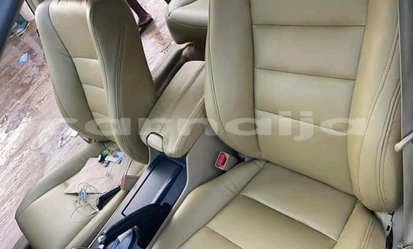 Acheter Neuf Voiture Honda Accord Blanc à Lagos, État de Lagos Acheter Neuf Voiture Honda Accord Blanc à Lagos, État de Lagos