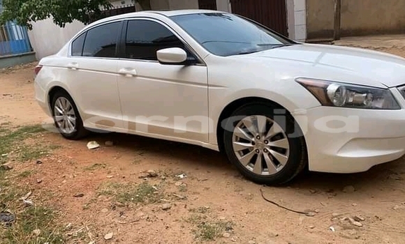 Acheter Neuf Voiture Honda Accord Blanc à Lagos, État de Lagos Acheter Neuf Voiture Honda Accord Blanc à Lagos, État de Lagos