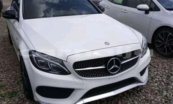 Acheter Occasion Voiture Mercedes-Benz X-klasse Concept Blanc à Lagos, État de Lagos Acheter Occasion Voiture Mercedes-Benz X-klasse Concept Blanc à Lagos, État de Lagos