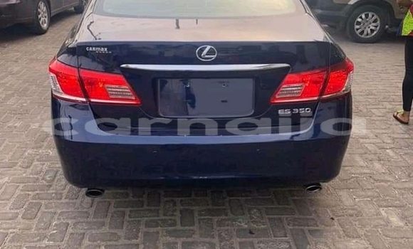 Acheter Occasion Voiture Lexus ES 300 Bleu à Lagos, État de Lagos Acheter Occasion Voiture Lexus ES 300 Bleu à Lagos, État de Lagos