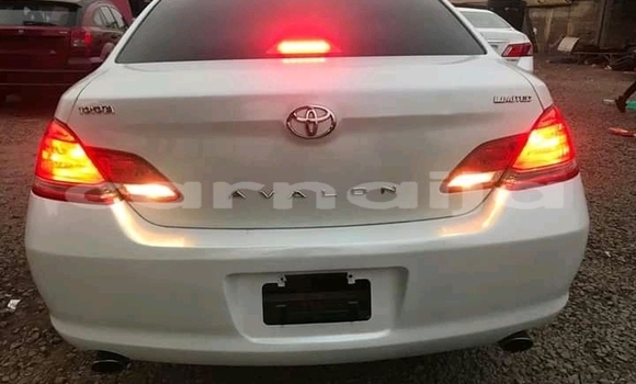 Acheter Occasion Voiture Toyota Avalon Blanc à Lagos, État de Lagos Acheter Occasion Voiture Toyota Avalon Blanc à Lagos, État de Lagos