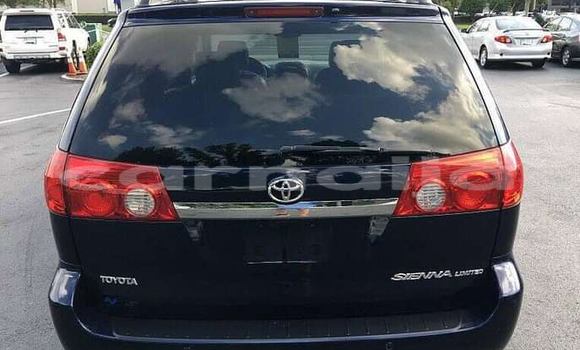 Acheter Import Voiture Toyota Sienna Bleu à Abeokuta, État d'Ogun