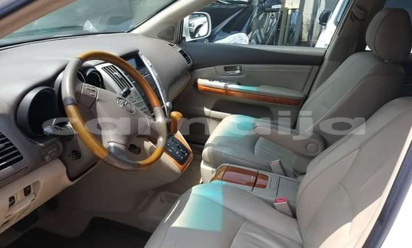 Buy Import Lexus RX 330 White Car in Abeokuta in Ogun State Buy Import Lexus RX 330 White Car in Abeokuta in Ogun State
