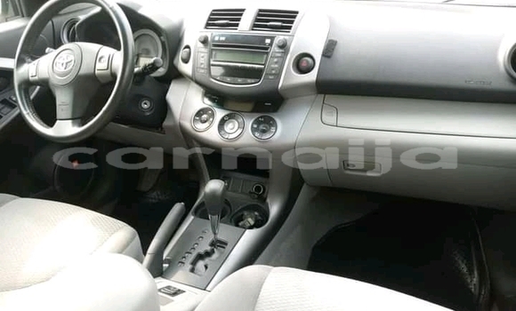 Acheter Occasion Voiture Toyota RAV4 Blanc à Lagos, État de Lagos Acheter Occasion Voiture Toyota RAV4 Blanc à Lagos, État de Lagos