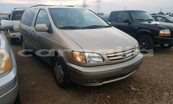 Acheter Occasion Voiture Toyota Sienna Marron à Lagos, État de Lagos Acheter Occasion Voiture Toyota Sienna Marron à Lagos, État de Lagos