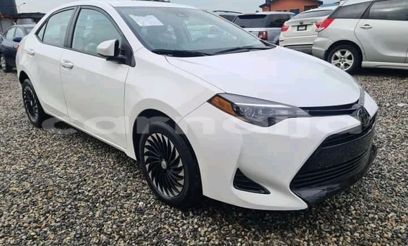 Acheter Occasion Voiture Toyota Corolla Blanc à Lagos, État de Lagos Acheter Occasion Voiture Toyota Corolla Blanc à Lagos, État de Lagos