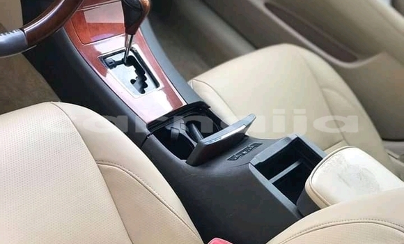 Acheter Occasion Voiture Lexus ES Blanc à Lagos, État de Lagos Acheter Occasion Voiture Lexus ES Blanc à Lagos, État de Lagos