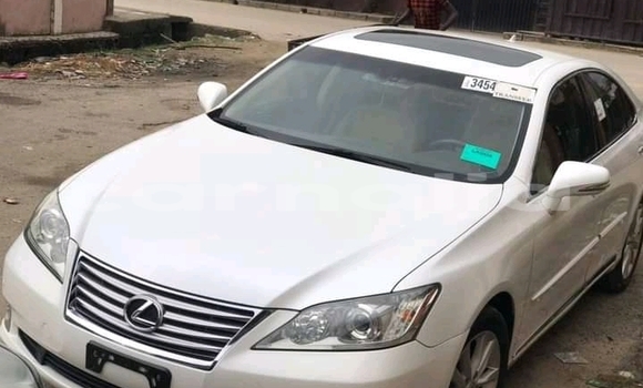 Acheter Occasion Voiture Lexus ES Blanc à Lagos, État de Lagos Acheter Occasion Voiture Lexus ES Blanc à Lagos, État de Lagos