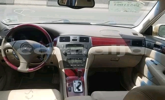 Acheter Occasion Voiture Lexus ES Marron à Lagos, État de Lagos Acheter Occasion Voiture Lexus ES Marron à Lagos, État de Lagos