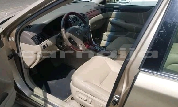 Acheter Occasion Voiture Lexus ES Marron à Lagos, État de Lagos Acheter Occasion Voiture Lexus ES Marron à Lagos, État de Lagos