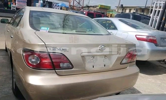 Acheter Occasion Voiture Lexus ES Marron à Lagos, État de Lagos Acheter Occasion Voiture Lexus ES Marron à Lagos, État de Lagos