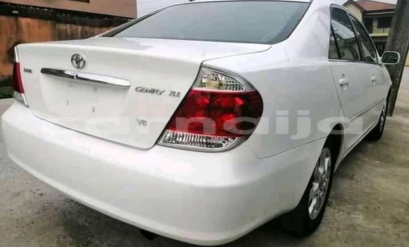 Buy Used Toyota Camry White Car in Lagos in Lagos State