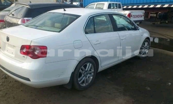 Buy Used Toyota Camry White Car in Lagos in Lagos State Buy Used Toyota Camry White Car in Lagos in Lagos State