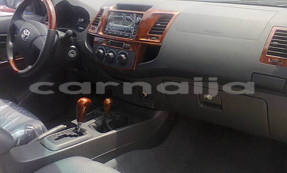 Acheter Occasion Voiture Toyota Hilux Blanc à Lagos, État de Lagos Acheter Occasion Voiture Toyota Hilux Blanc à Lagos, État de Lagos