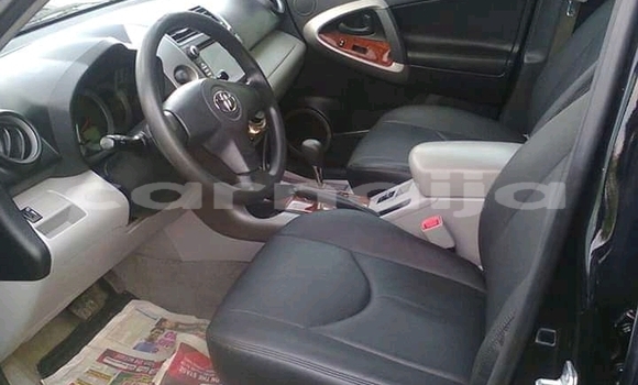 Acheter Occasion Voiture Toyota RAV4 Noir à Lagos, État de Lagos Acheter Occasion Voiture Toyota RAV4 Noir à Lagos, État de Lagos