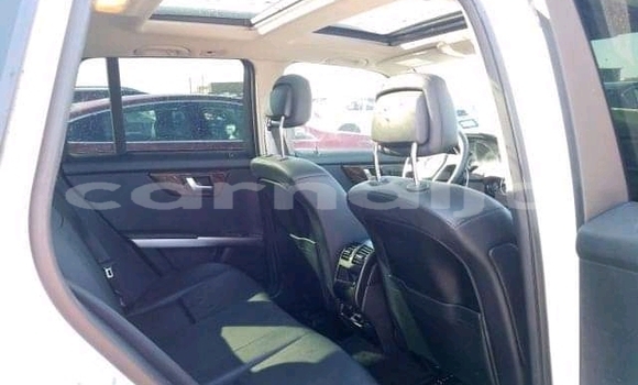 Acheter Occasion Voiture Mercedes-Benz GLK–Class Blanc à Lagos, État de Lagos Acheter Occasion Voiture Mercedes-Benz GLK–Class Blanc à Lagos, État de Lagos