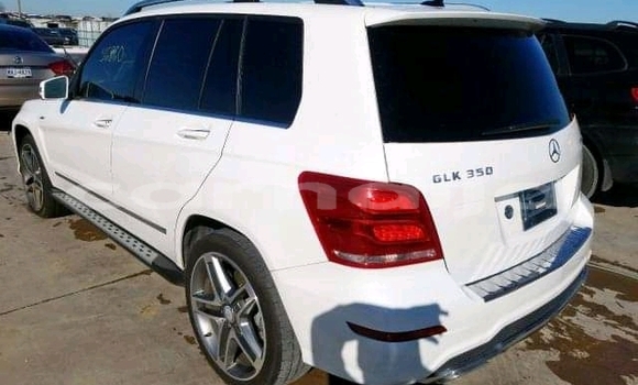 Acheter Occasion Voiture Mercedes-Benz GLK–Class Blanc à Lagos, État de Lagos Acheter Occasion Voiture Mercedes-Benz GLK–Class Blanc à Lagos, État de Lagos