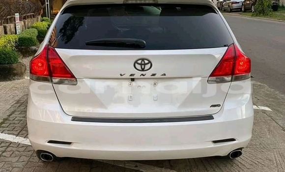 Buy Used Toyota Venza White Car in Lagos in Lagos State
