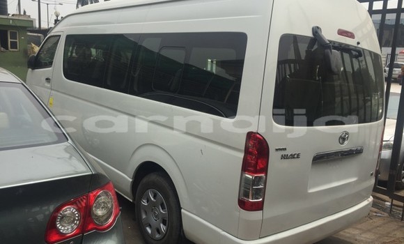 Buy Used Toyota Hilux White Car in Lagos in Lagos State Buy Used Toyota Hilux White Car in Lagos in Lagos State