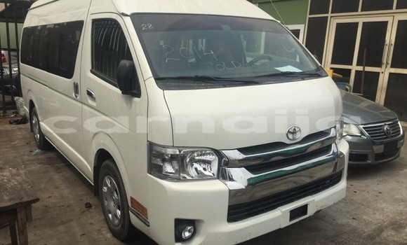 Acheter Occasion Voiture Toyota Hilux Blanc à Lagos, État de Lagos Acheter Occasion Voiture Toyota Hilux Blanc à Lagos, État de Lagos