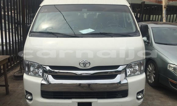 Acheter Occasion Voiture Toyota Hilux Blanc à Lagos, État de Lagos Acheter Occasion Voiture Toyota Hilux Blanc à Lagos, État de Lagos