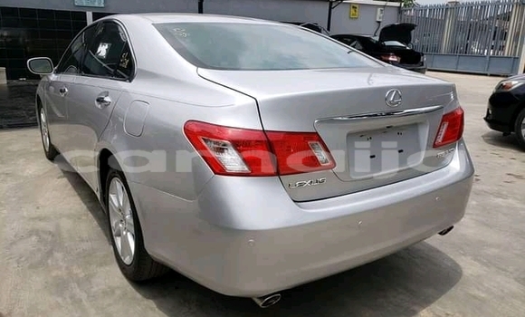 Acheter Occasion Voiture Lexus ES Blanc à Lagos, État de Lagos Acheter Occasion Voiture Lexus ES Blanc à Lagos, État de Lagos