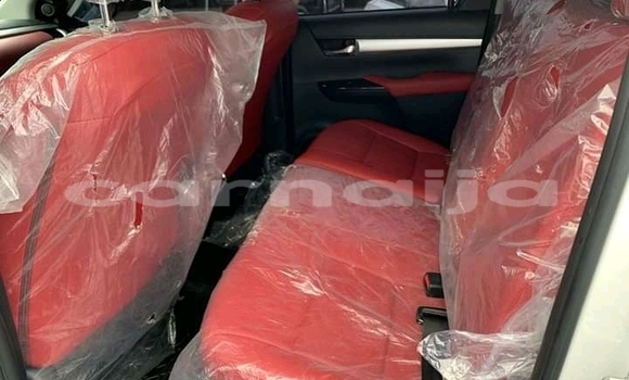 Acheter Occasion Voiture Toyota Hilux Blanc à Lagos, État de Lagos Acheter Occasion Voiture Toyota Hilux Blanc à Lagos, État de Lagos