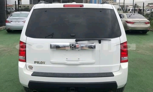 Buy Used Honda Pilot White Car in Lagos in Lagos State