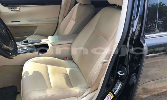 Acheter Occasion Voiture Lexus ES Noir à Lagos, État de Lagos Acheter Occasion Voiture Lexus ES Noir à Lagos, État de Lagos