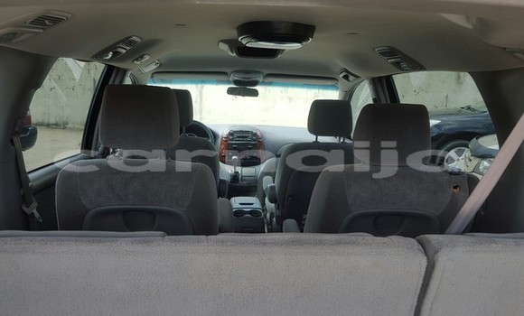 Acheter Occasion Voiture Toyota Sienna Marron à Lagos, État de Lagos Acheter Occasion Voiture Toyota Sienna Marron à Lagos, État de Lagos