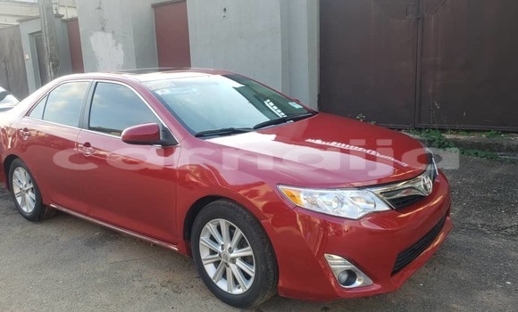 Acheter Occasion Voiture Toyota Camry Rouge à Lagos, État de Lagos Acheter Occasion Voiture Toyota Camry Rouge à Lagos, État de Lagos