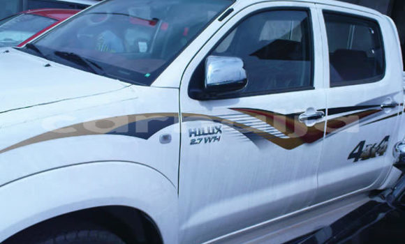 Buy Used Toyota Hilux White Car in Lagos in Lagos State Buy Used Toyota Hilux White Car in Lagos in Lagos State