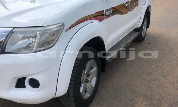 Acheter Occasion Voiture Toyota Hilux Blanc à Lagos, État de Lagos Acheter Occasion Voiture Toyota Hilux Blanc à Lagos, État de Lagos