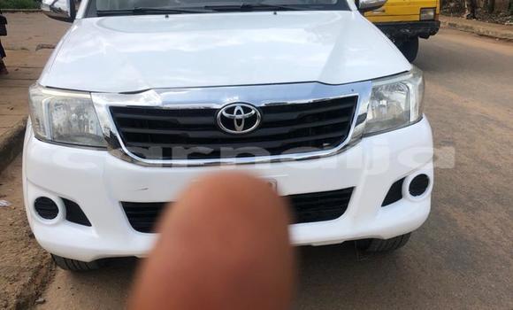 Acheter Occasion Voiture Toyota Hilux Blanc à Lagos, État de Lagos Acheter Occasion Voiture Toyota Hilux Blanc à Lagos, État de Lagos