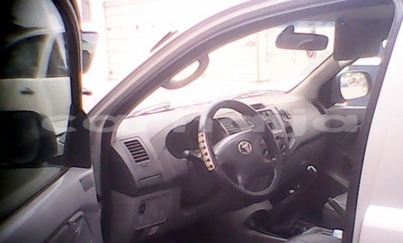 Acheter Occasion Voiture Toyota Camry Blanc à Lagos, État de Lagos Acheter Occasion Voiture Toyota Camry Blanc à Lagos, État de Lagos