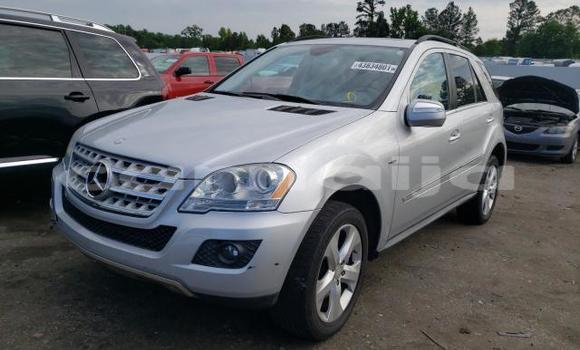 Acheter Import Voiture Mercedes-Benz ML–Class Gris à Daura, Katsina Acheter Import Voiture Mercedes-Benz ML–Class Gris à Daura, Katsina