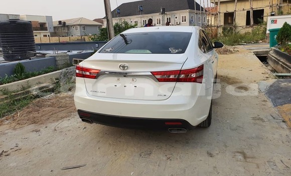 Acheter Occasion Voiture Toyota Avalon Blanc à Lagos, État de Lagos Acheter Occasion Voiture Toyota Avalon Blanc à Lagos, État de Lagos