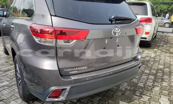 Acheter Occasion Voiture Toyota Highlander Gris à Lagos, État de Lagos
